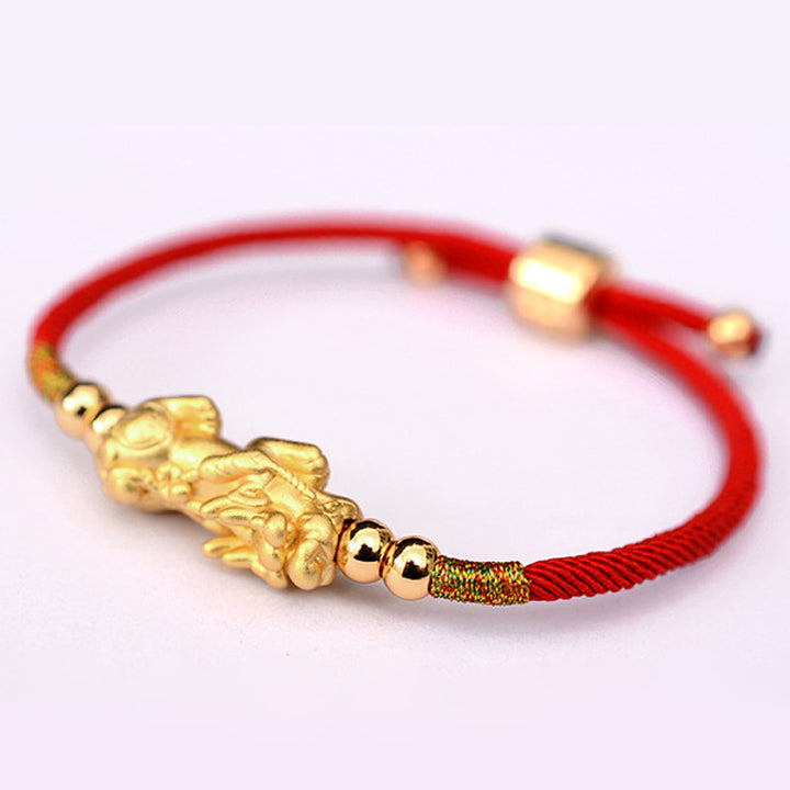 Pulsera de hilo rojo de la suerte PiXiu chapada en oro de 24 quilates con Buddha Stones