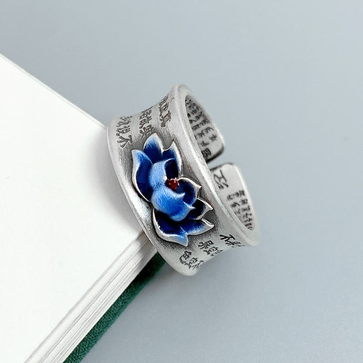 Anillo de iluminación con patrón grabado de Sutra de corazón de flor de loto azul con Buddha Stones