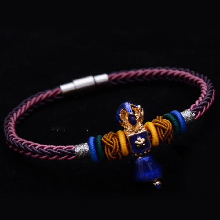 Pulsera tibetana hecha a mano Dorje Vajra fuerza ocho hilos cuerda