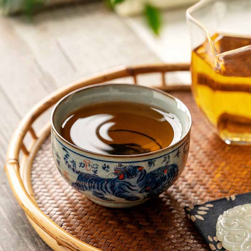 Buddha Stones Jingdezhen pintado a mano lindo tigre taza de té de cerámica Kung Fu taza de té tazón 140ml