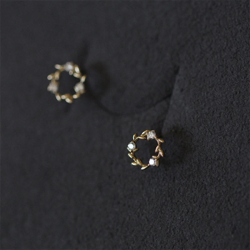Pendientes de flor de bendición con forma de corona pequeña de plata de ley 925 con Buddha Stones
