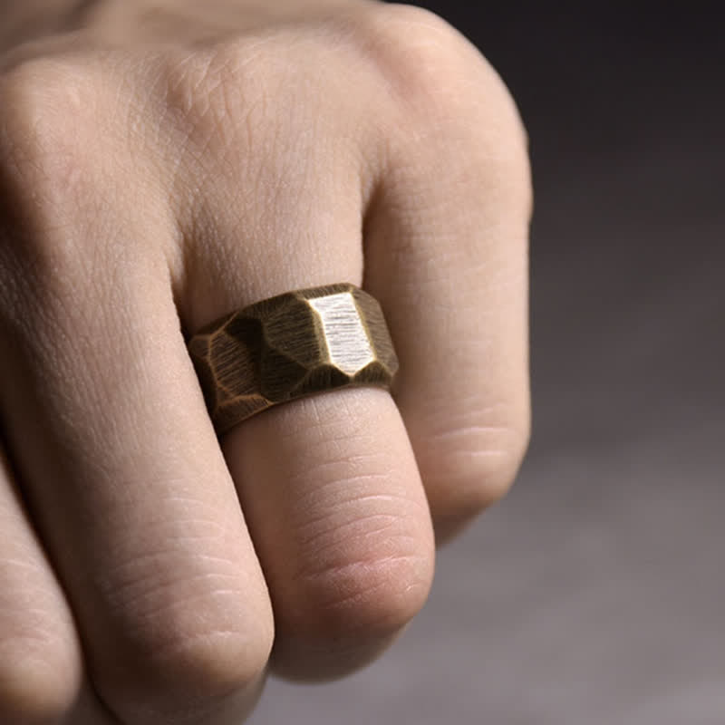 Anillo de riqueza de cobre de diseño simple tibetano con Buddha Stones