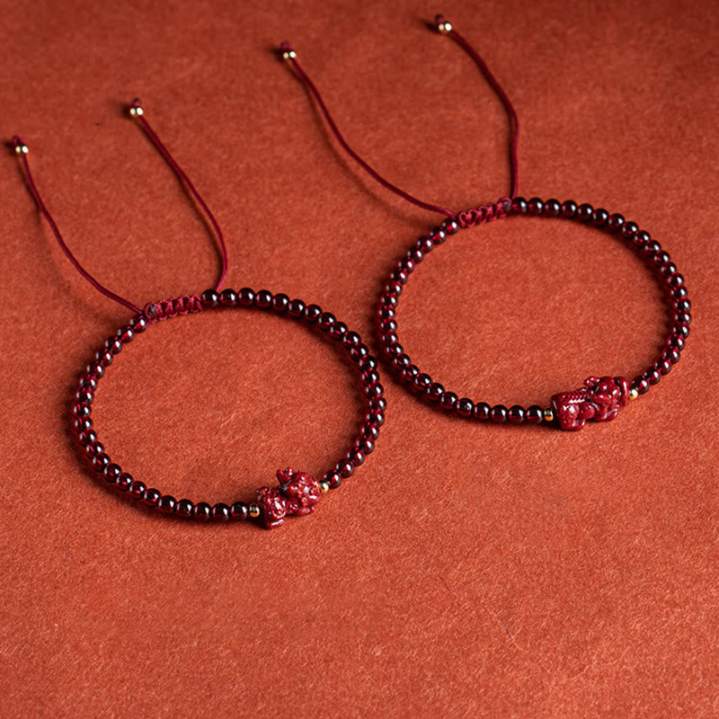 Pulsera de hilo con Buddha Stones Granate cinabrio PiXiu Blessing Calm