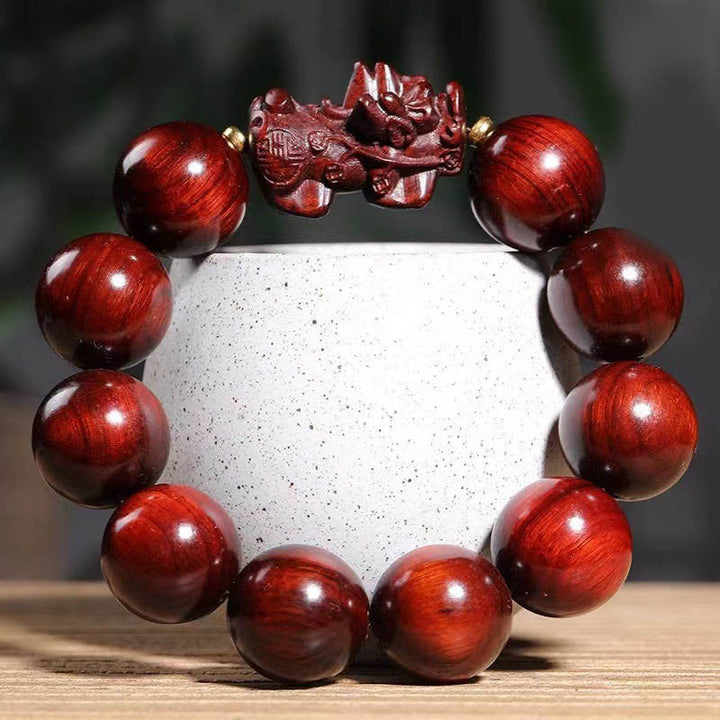 Pulsera de protección PiXiu de sándalo rojo de hoja pequeña con Buddha Stones