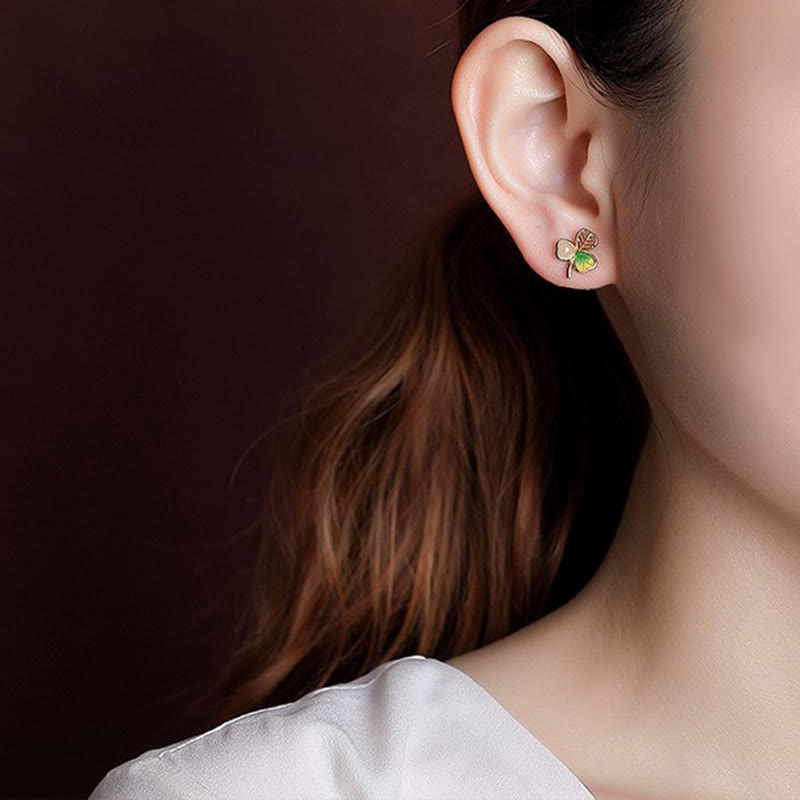 Pendientes con colgante de trébol de trébol de la suerte de jade hetiano chapado en plata de ley 925 con Buddha Stones