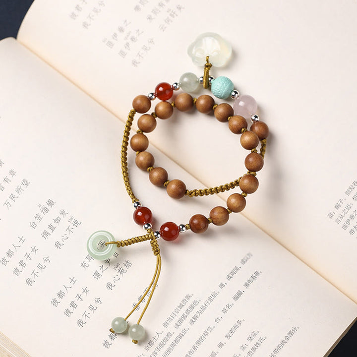 Pulsera relajante de doble vuelta con dije de hebilla de paz y calcedonia de sándalo verde con Buddha Stones