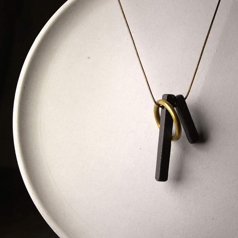 Colgante de collar con iluminación de madera de ébano con círculo Zen de Buddha Stones - image 7