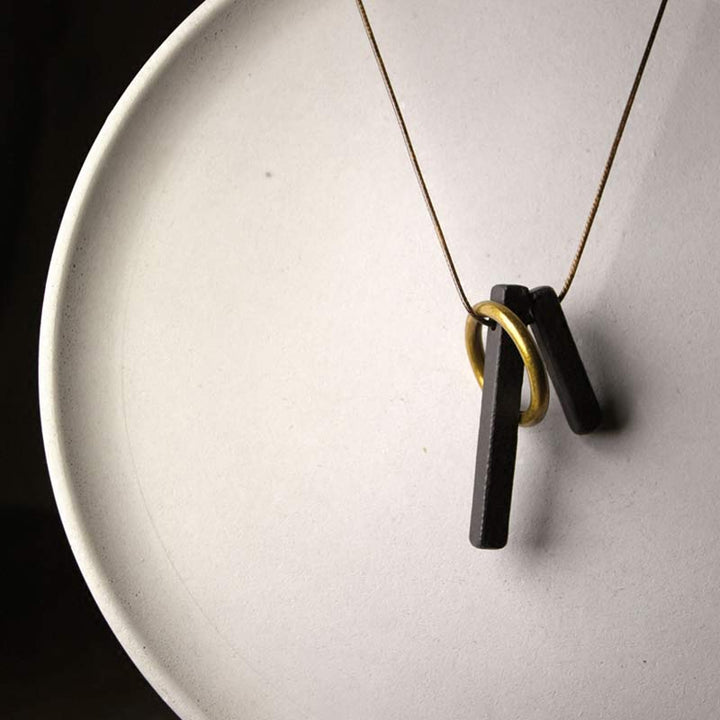 Colgante de collar con iluminación de madera de ébano con círculo Zen de Buddha Stones - image 7