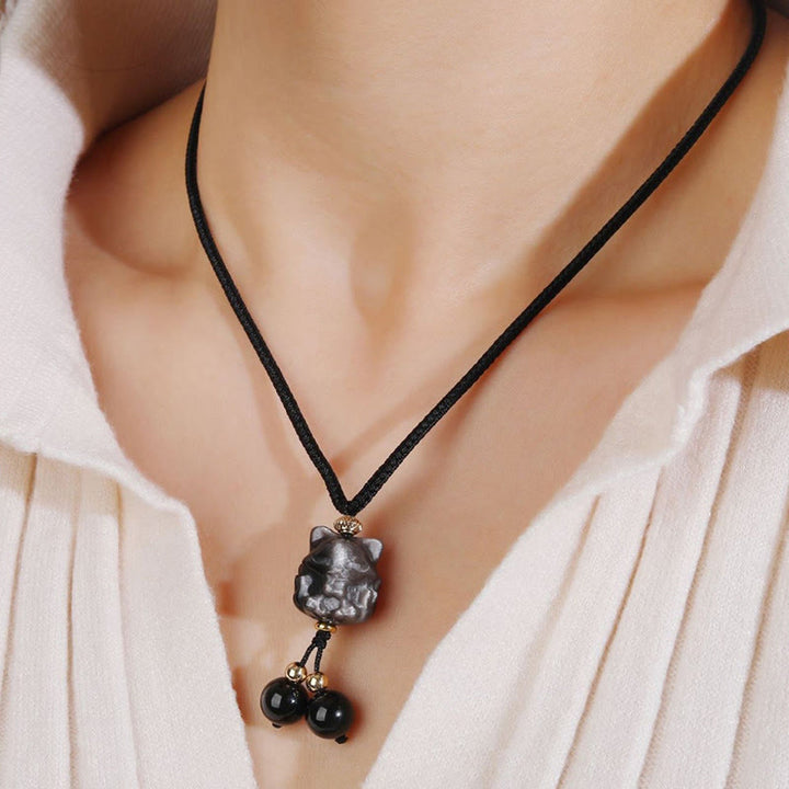 Colgante de collar de protección de zorro de nueve colas de obsidiana brillante de plata natural con Buddha Stones