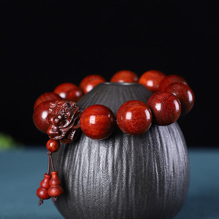 Pulsera de protección tallada con dragón de madera de agar, Buddha Stones , palisandro, sándalo verde, hoja pequeña, sándalo rojo
