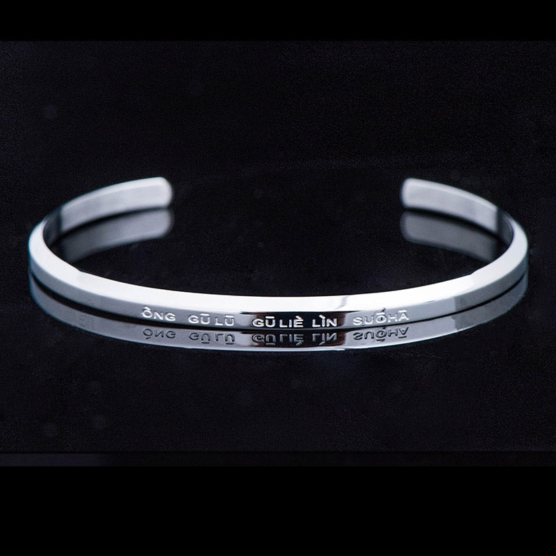 Pulsera de protección de bendición de acero titanio con grabado de seis palabras verdaderas de Buddha Stones
