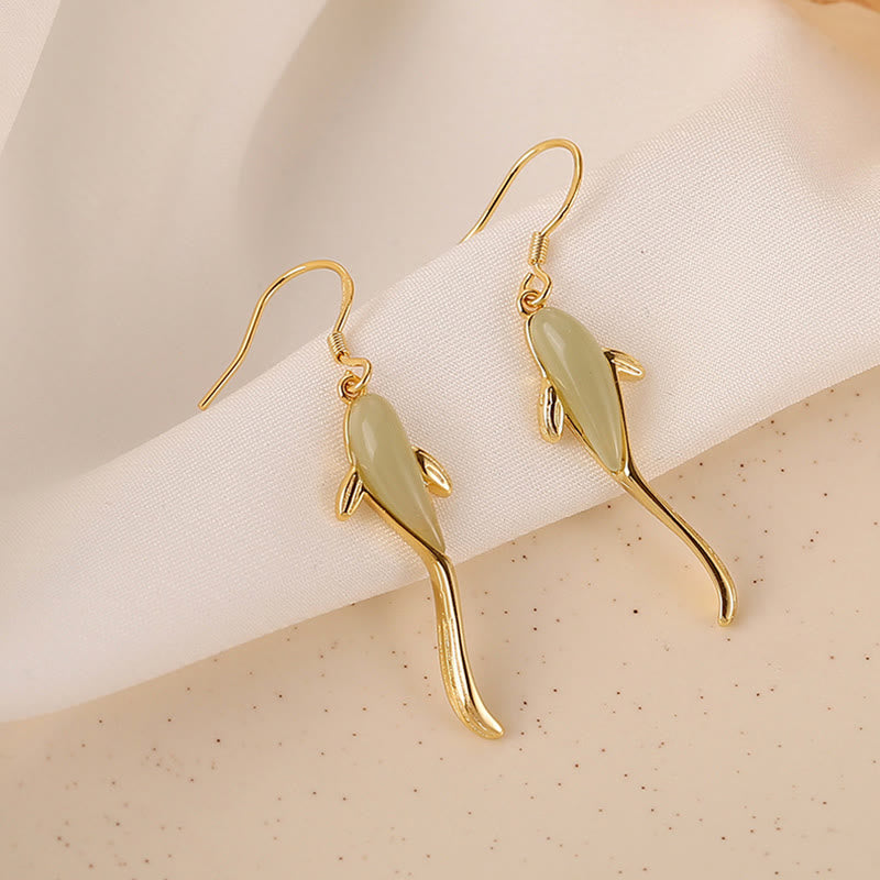 Pendientes colgantes con diseño de pez y suerte de jade