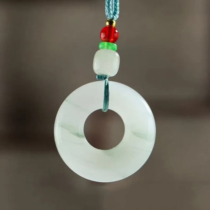 Colgante de collar de prosperidad con hebilla de paz de jade natural con Buddha Stones