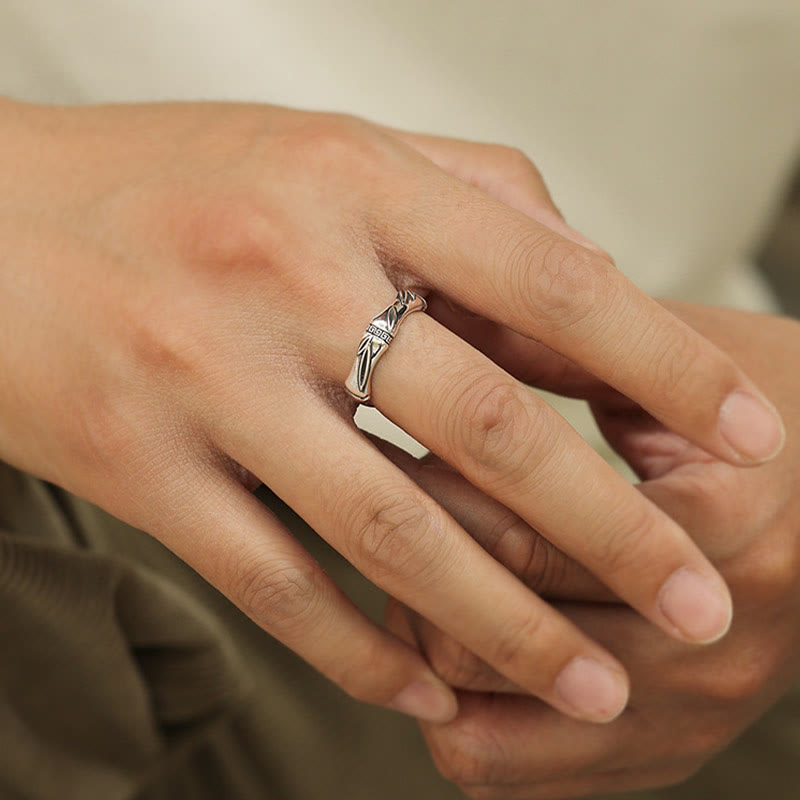 Anillo ajustable de cobre con diseño de bambú simple y Buddha Stones