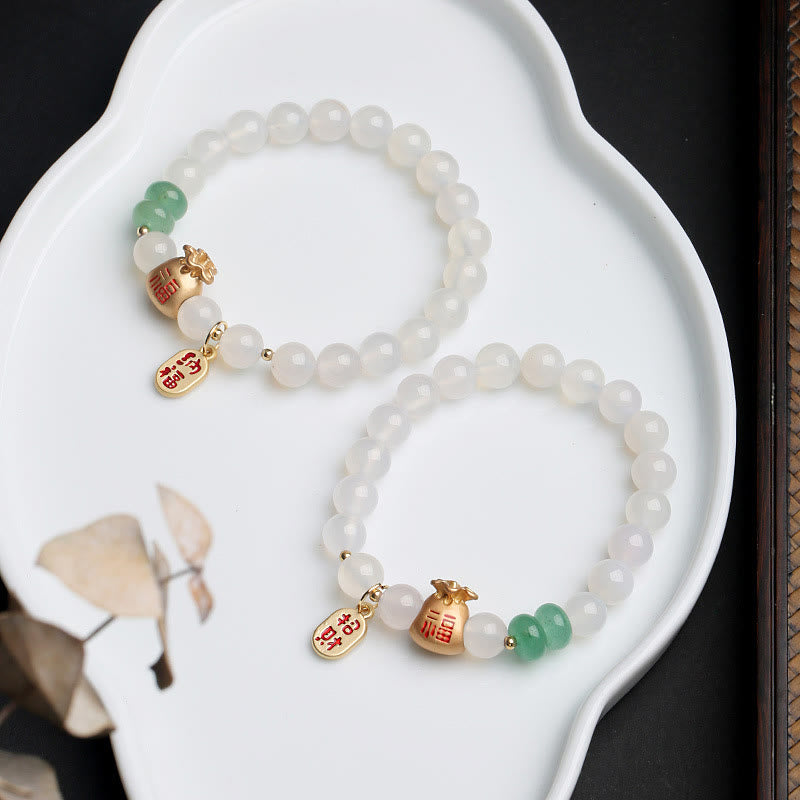 Buddha Stones Ágata blanca natural Ágata roja Bolsa de dinero Personaje Fu Pulsera de protección de trébol de cuatro hojas