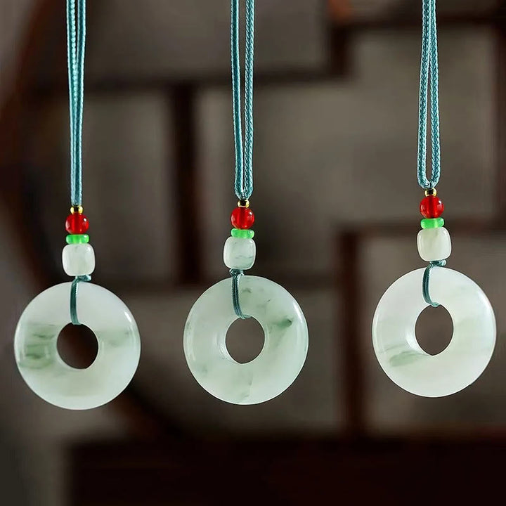 Colgante de collar de prosperidad con hebilla de paz de jade natural con Buddha Stones