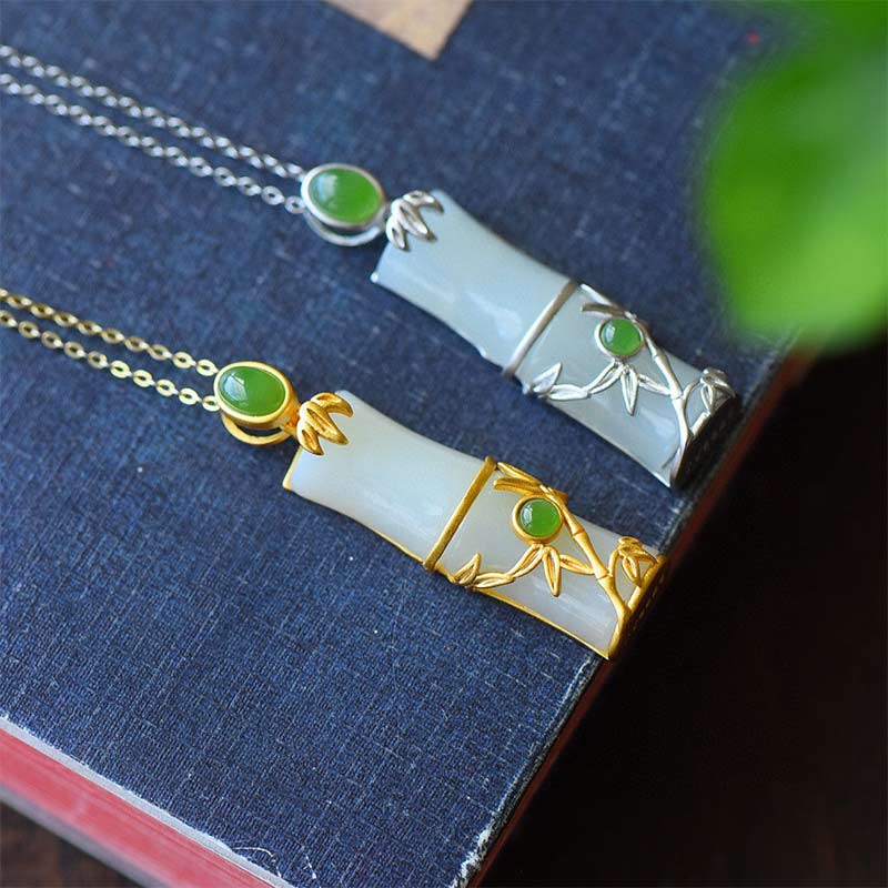 Colgante de collar de protección de bambú de jade cian de jade blanco con Buddha Stones