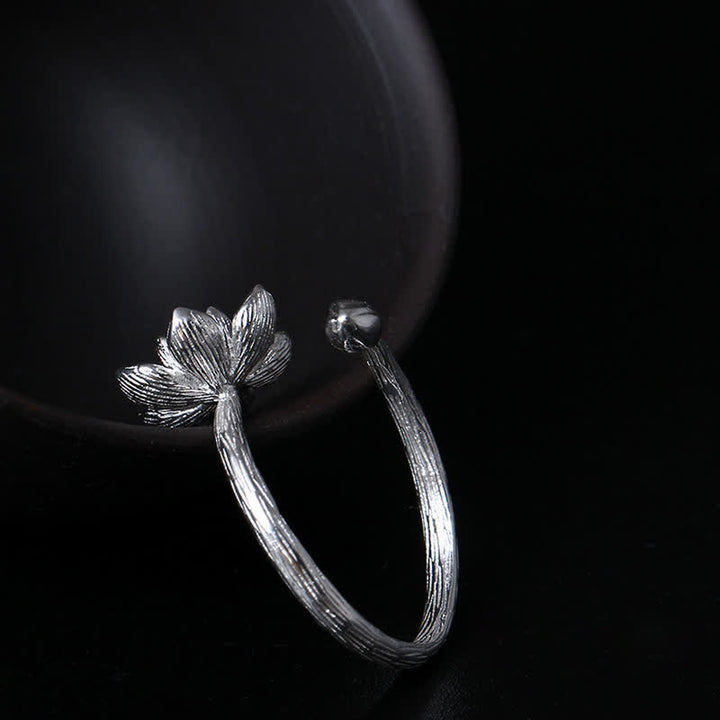Anillo de bendición de flor de loto de plata de ley 925 con Buddha Stones