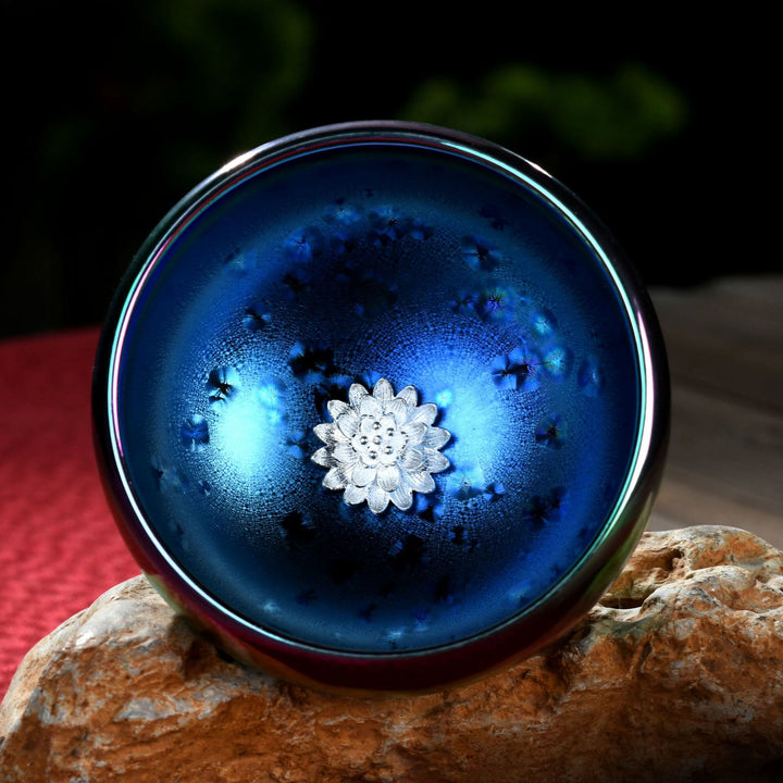 Taza de té de cerámica con incrustaciones de Jianzhan chino, con forma de Buddha Stones , loto, fénix, pez koi, pavo real, cambio de horno, taza de té de kung fu