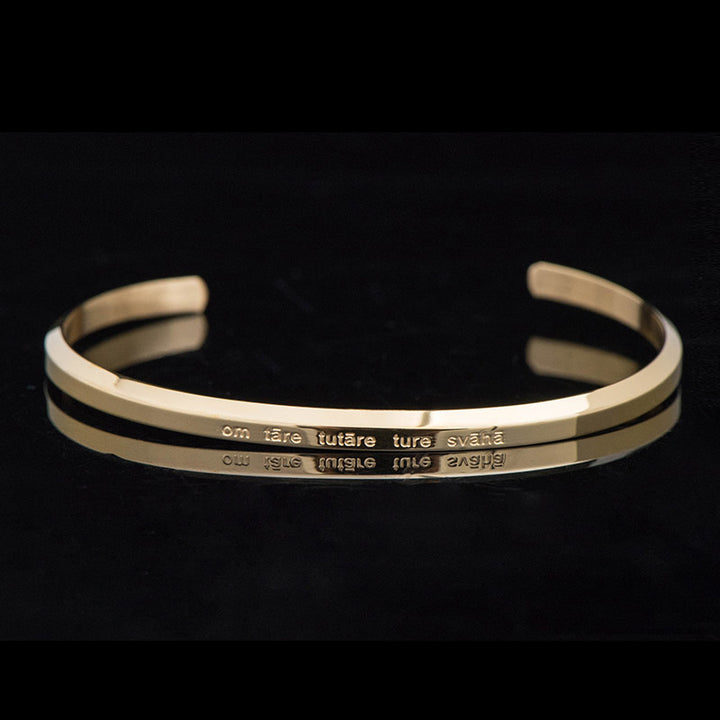 Pulsera de protección de bendición de acero titanio con grabado de seis palabras verdaderas de Buddha Stones