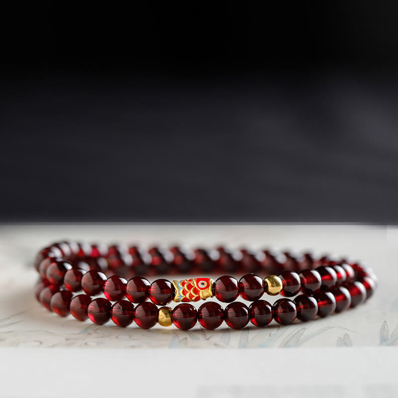 Pulsera de protección con granate natural y pez Koi de oro 999 de Buddha Stones - Pulsera de doble vuelta con pez koi dorado y granate de 5 mm - 17 centímetros - image 13