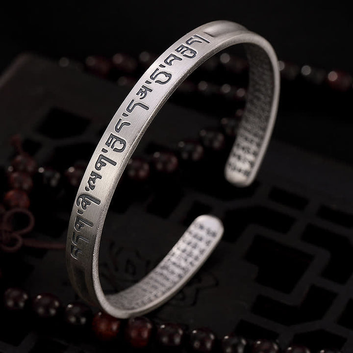 Pulsera de protección Sutra de corazón con seis palabras verdaderas de plata de ley 999 con Buddha Stones