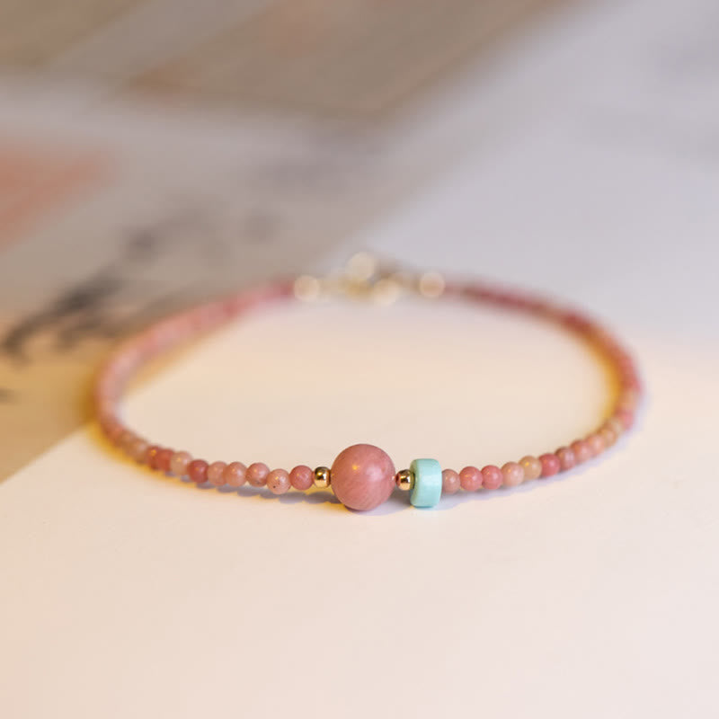 Pulsera de cadena de energía amorosa de rodonita natural chapada en oro de 14 quilates con Buddha Stones