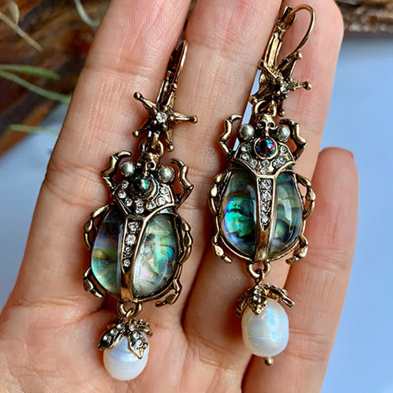Pendientes colgantes con forma de calavera y escarabajo, estilo vintage, con perlas de cristal y escarabajo