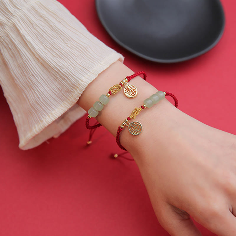 Pulsera de cuerda roja de la suerte con dije de personaje Fu con cuentas de jade hechas a mano con Buddha Stones
