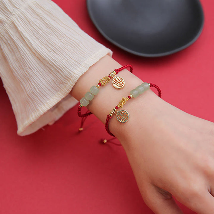 Pulsera de cuerda roja de la suerte con dije de personaje Fu con cuentas de jade hechas a mano con Buddha Stones
