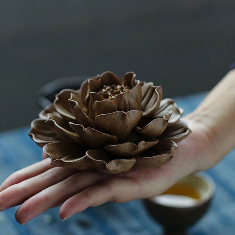 Quemador de incienso de meditación de loto con reflujo tibetano de Buddha Stones