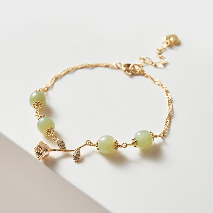Pulsera de cadena de la suerte con flor de rosa dorada y jade hetiano chapado en oro de 14 Buddha Stones