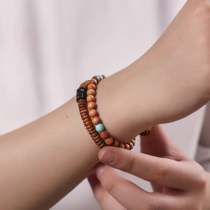 Pulsera de doble vuelta con protección de sándalo, turquesa y sándalo rojo de hoja pequeña con Buddha Stones