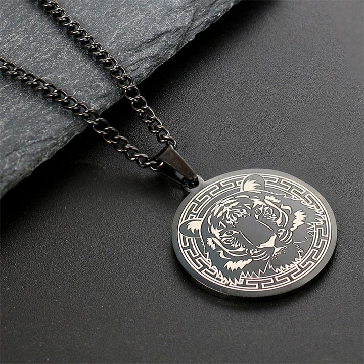 Colgante de protección de collar de cadena de acero de titanio animal con Buddha Stones
