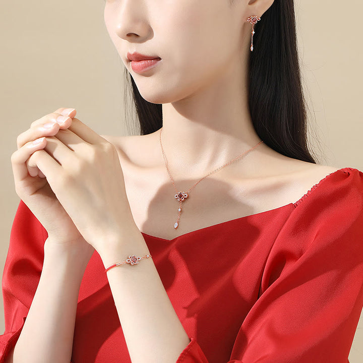 Juego de pendientes y pulsera con colgante de circonita roja, Plata de Ley 925 con Buddha Stones , anudado chino
