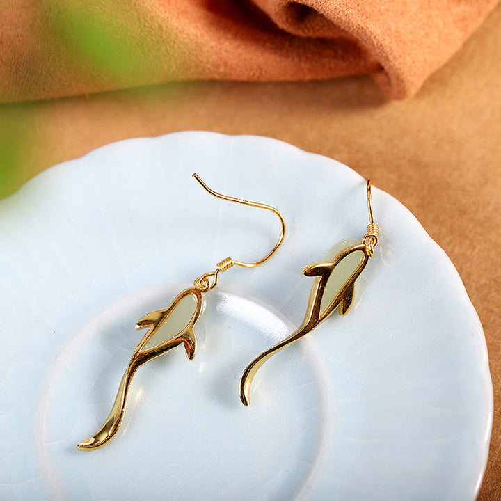 Pendientes colgantes con diseño de pez y suerte de jade