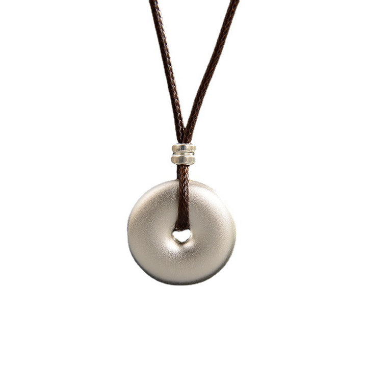 Colgante de collar de protección con hebilla de paz redonda de plata de ley 999 con Buddha Stones