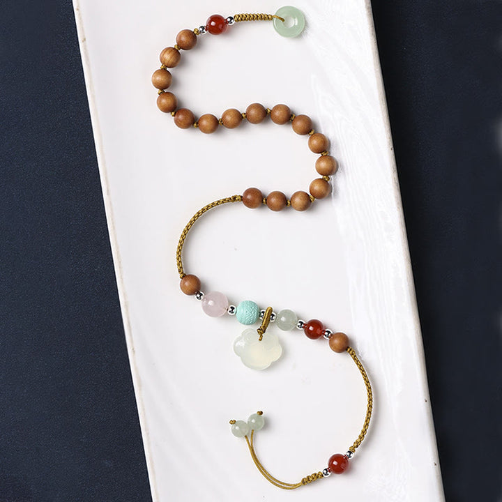 Pulsera relajante de doble vuelta con dije de hebilla de paz y calcedonia de sándalo verde con Buddha Stones