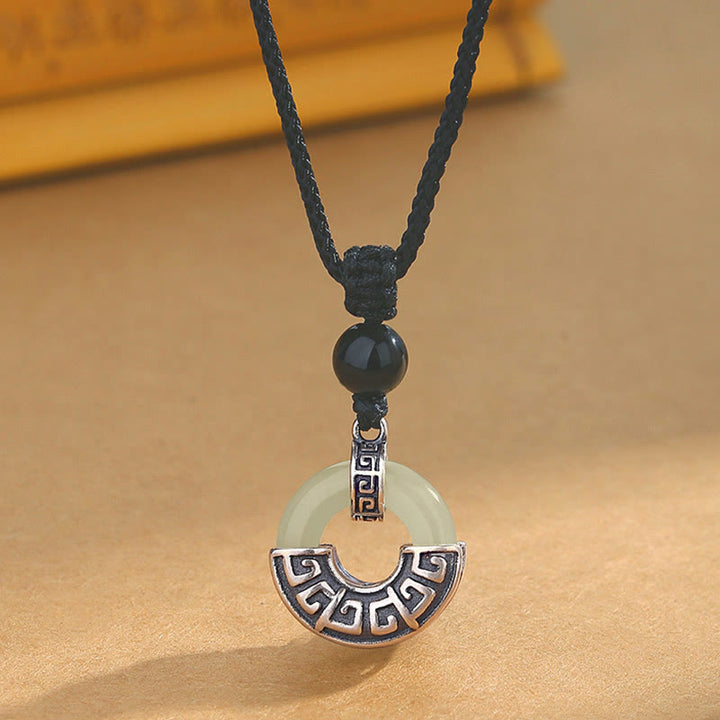 Colgante de collar de prosperidad con hebilla de paz de jade hetiano natural de plata de ley 925 con Buddha Stones
