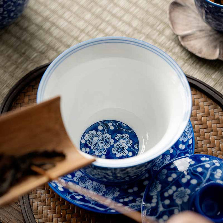 Taza de té de cerámica Gaiwan Sancai, taza de té de Kung Fu y platillo con tapa, Buddha Stones, flor de ciruelo, porcelana azul y blanca, 185ml