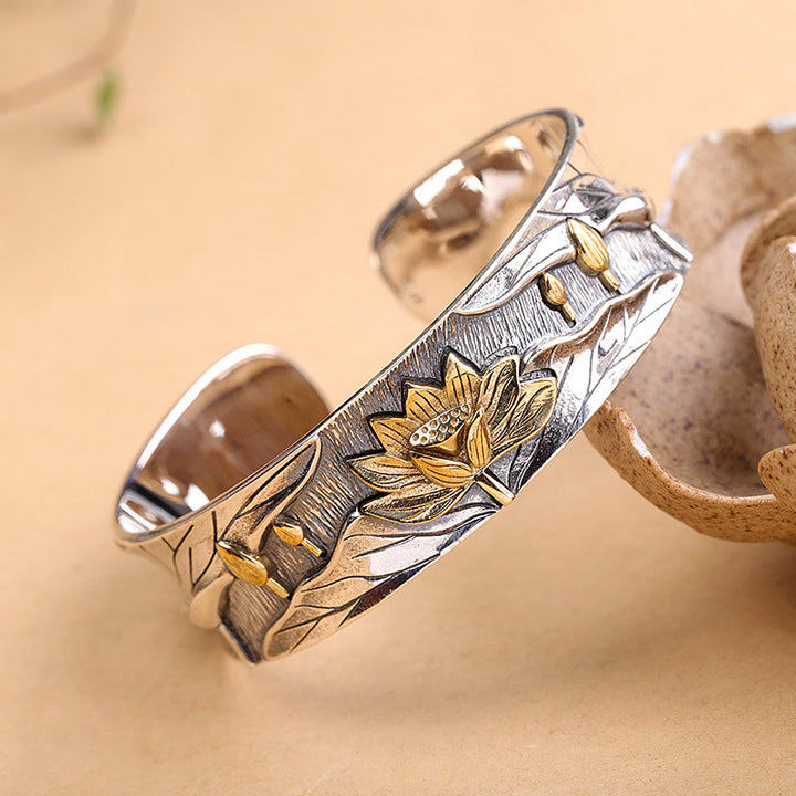 Pulsera ajustable con diseño de flor de loto de plata de ley 925 con Buddha Stones