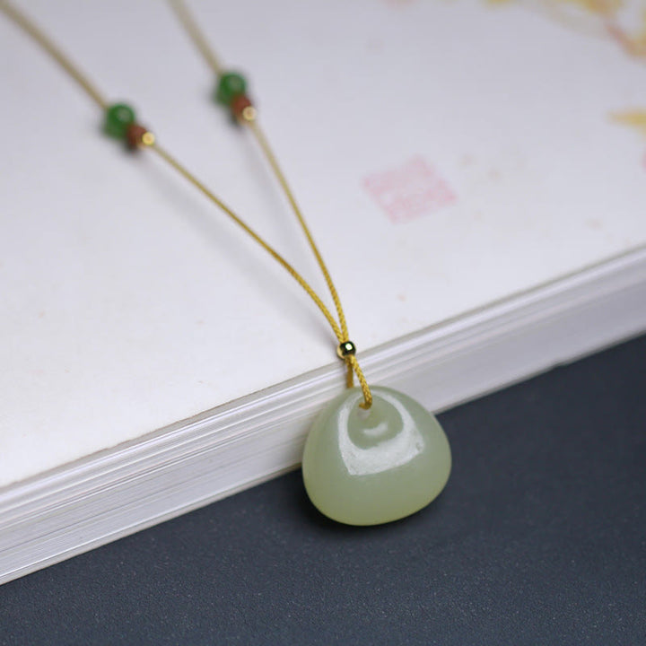 Colgante de collar de cadena de prosperidad con patrón de bolsa pequeña de jade hetiano natural