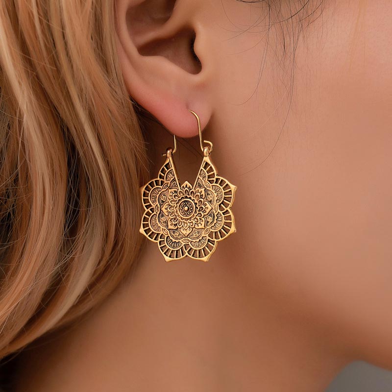 Pendientes colgantes de cobre con grabado de loto tibetano y Buddha Stones - image 5
