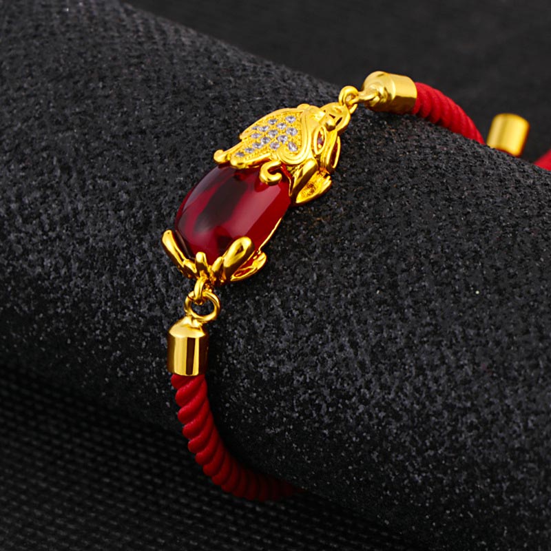 Pulsera de hilo rojo Pixiu de ágata roja atractor de riqueza de Buddha Stones