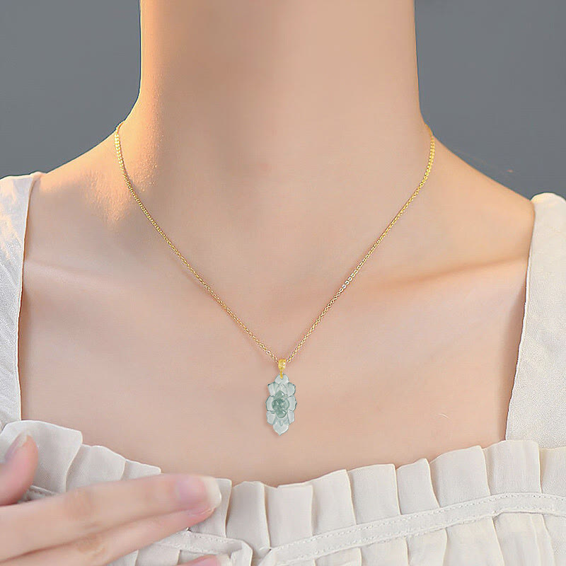 Colgante de collar de prosperidad con diseño de loto de jade natural de oro de 18 quilates con Buddha Stones - image 6