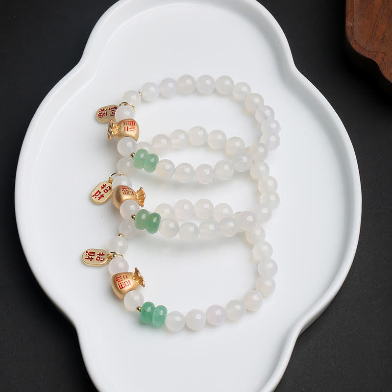 Buddha Stones Ágata blanca natural Ágata roja Bolsa de dinero Personaje Fu Pulsera de protección de trébol de cuatro hojas