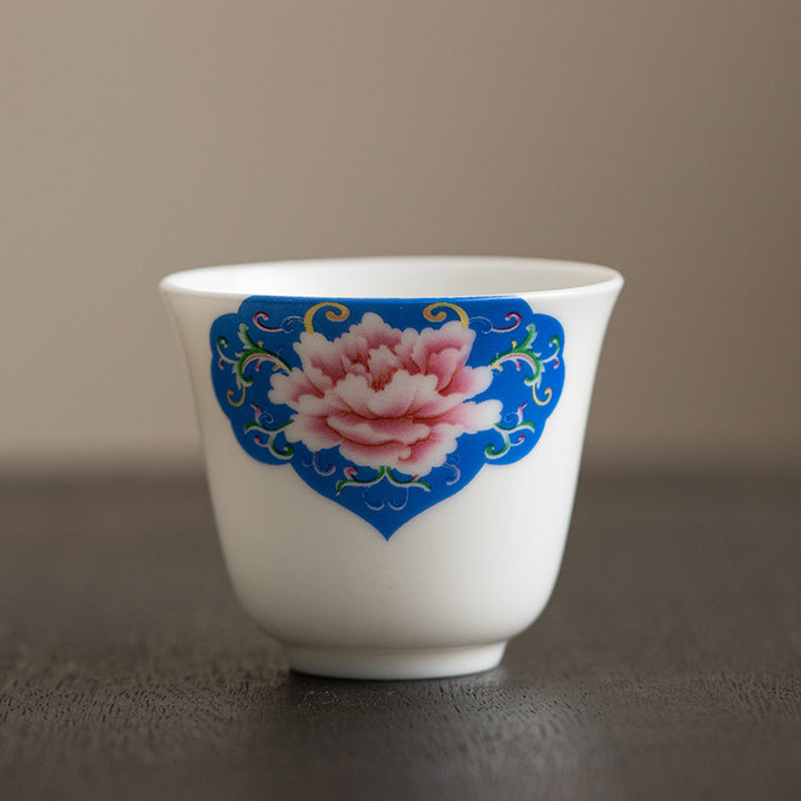 Taza de té de cerámica con Buddha Stones, flor de loto, hoja, montaña, pabellón, alce, peonía, taza de té de Kung Fu