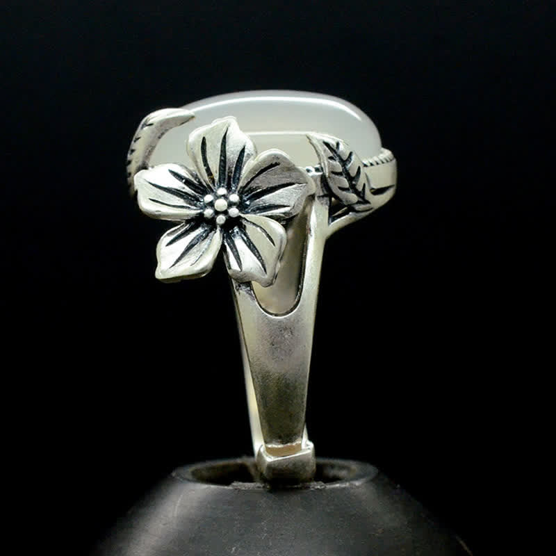 Anillo de armonía positiva de ciruela de calcedonia natural de plata de ley 990