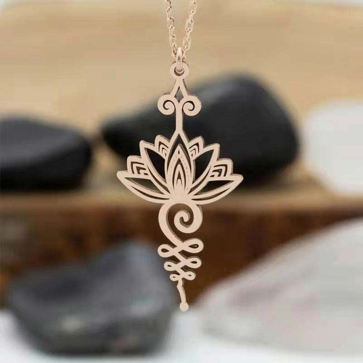 Colgante de collar de riqueza de suerte de loto con Buddha Stones