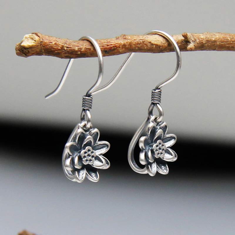 Pendientes de iluminación de flor de loto de plata de ley 925 con Buddha Stones